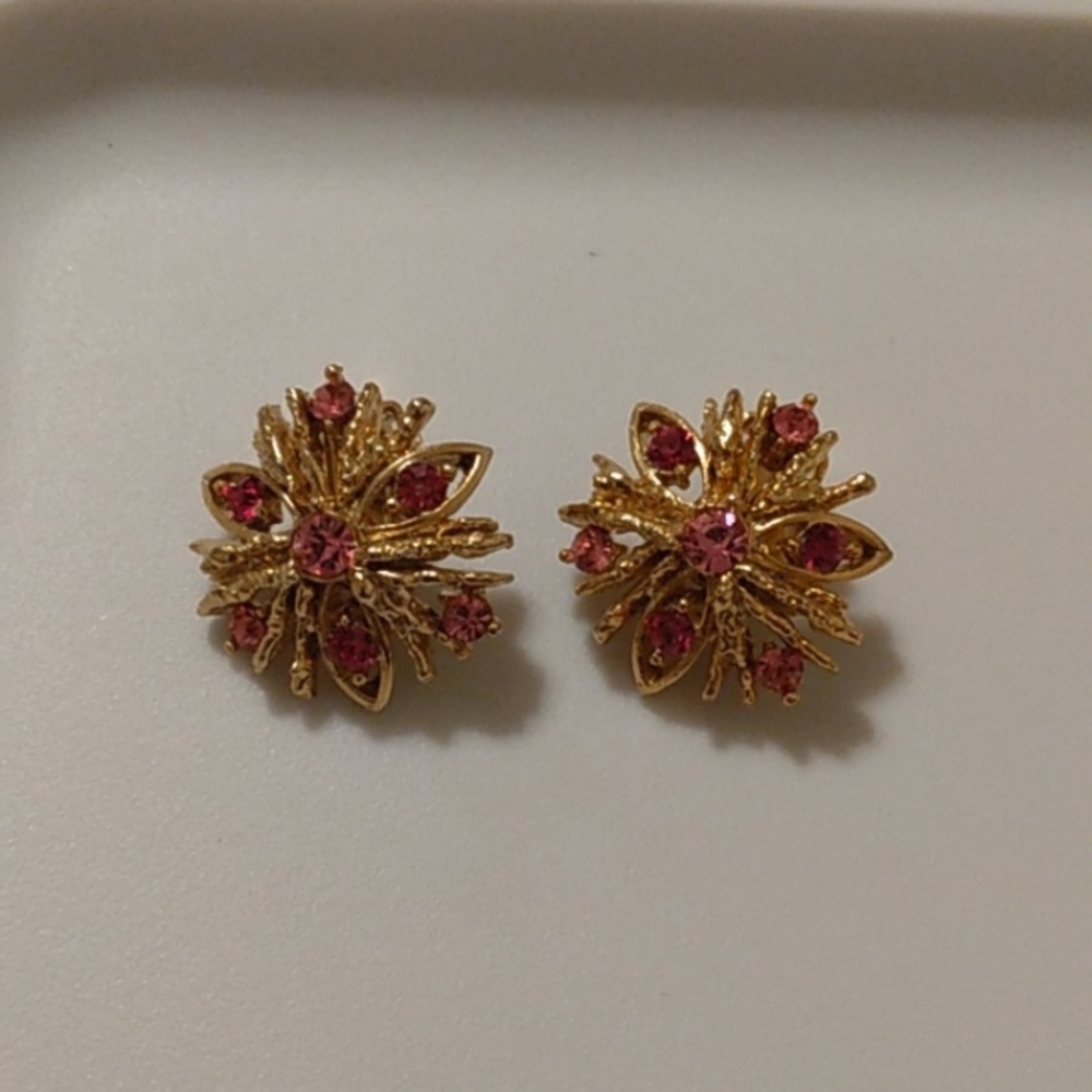 Vintage clip on Earrings with pink stones